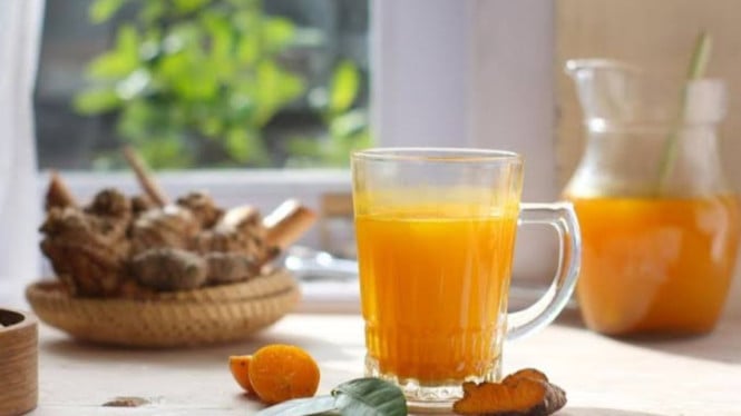 Minuman Herbal Sehari-hari untuk Rahasia Kulit Glowing