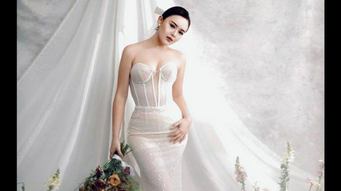 Amanda Manopo Kenakan Gaun Hian Tjen dalam Pernikahan