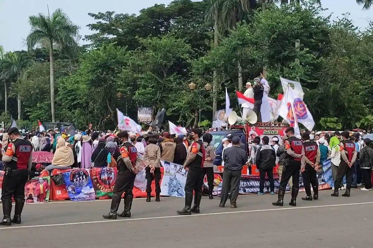 Demo Jakarta Pusat 03 November 2025: Dua Titik Aksi Massa Dipantau Ketat